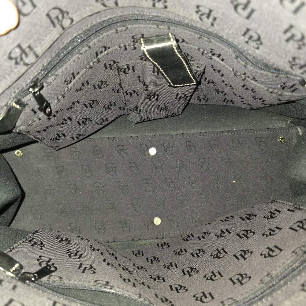 Dooney & Bourke Black Signature Monogram Tote Bag with Matching Pouch Vintage - Picture 6 of 16